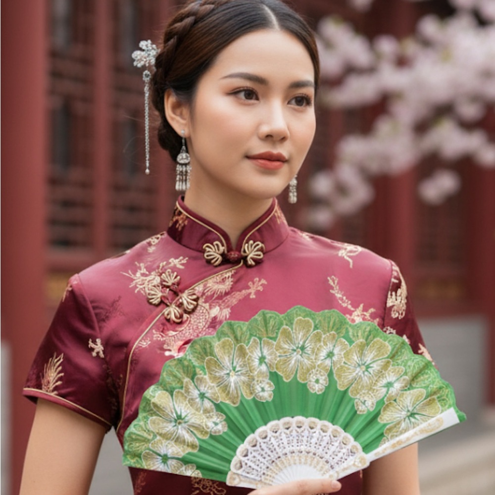 ✨NEW Elegant Green Floral Folding Hand Fan for Women